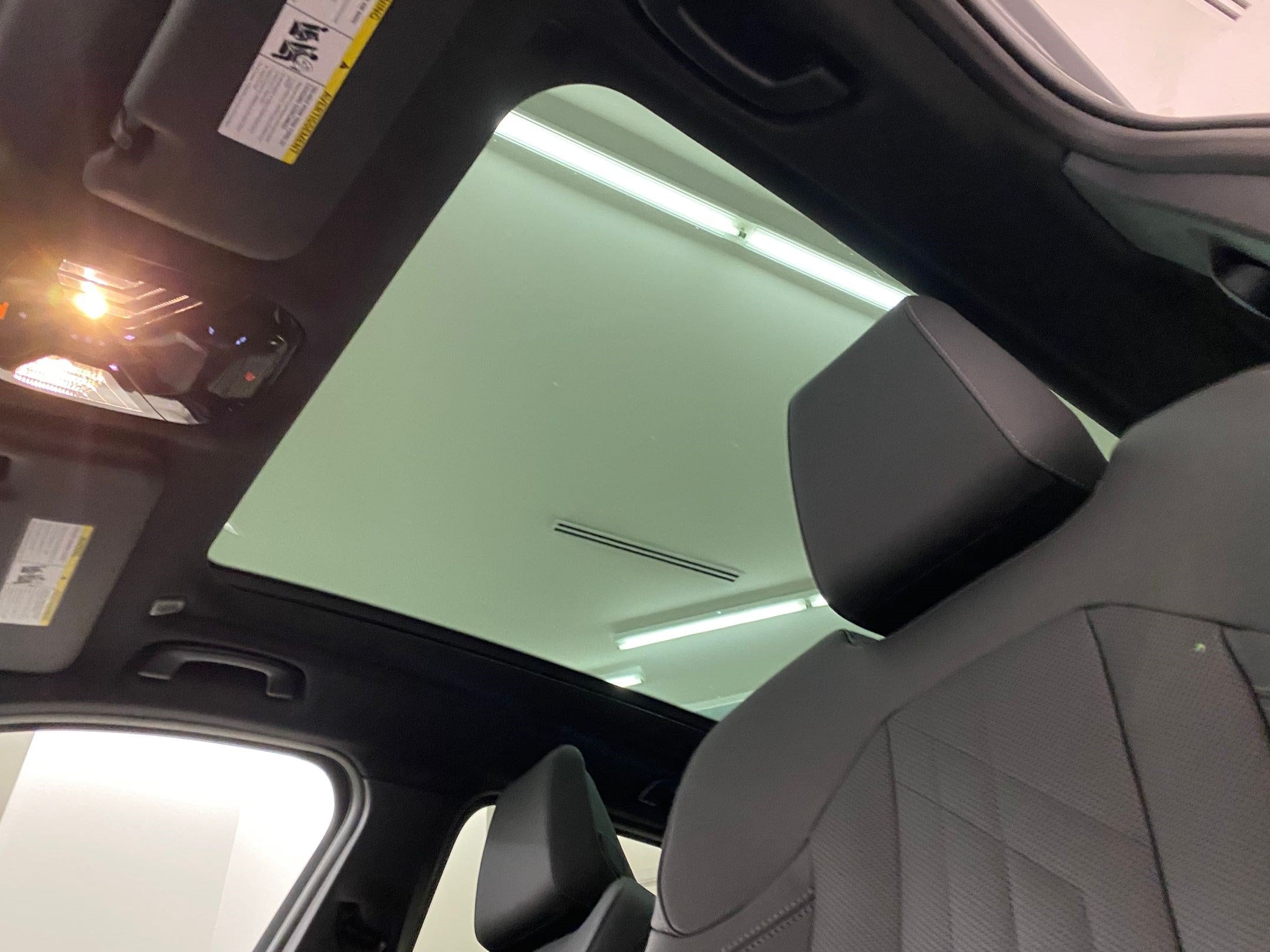 2026 BMW X3 30 - Photo 14