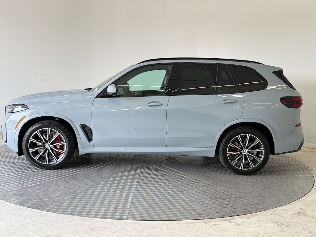 New 2026 BMW X5 xDrive40i SUV