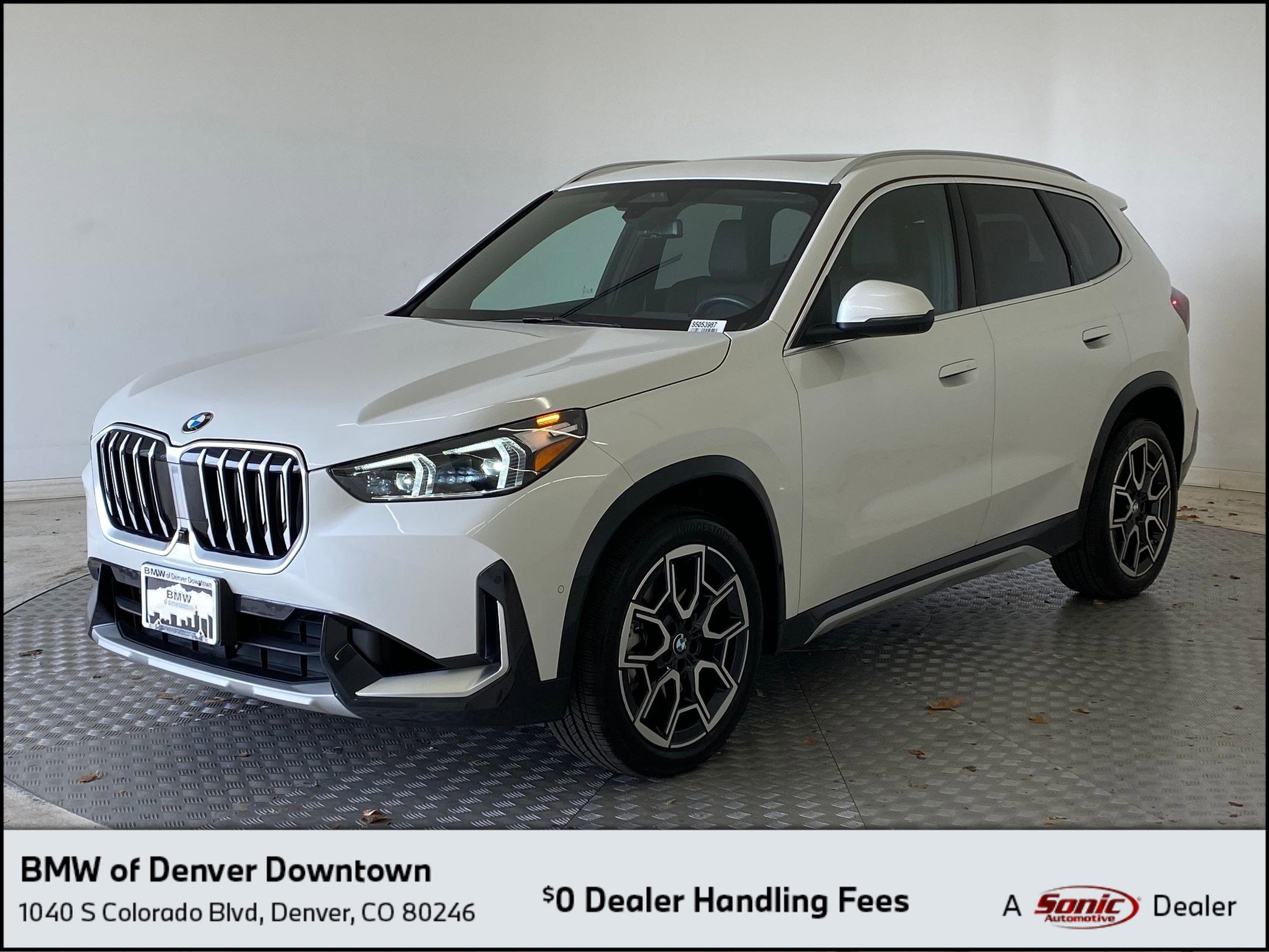 2025 BMW X1 28i's photo