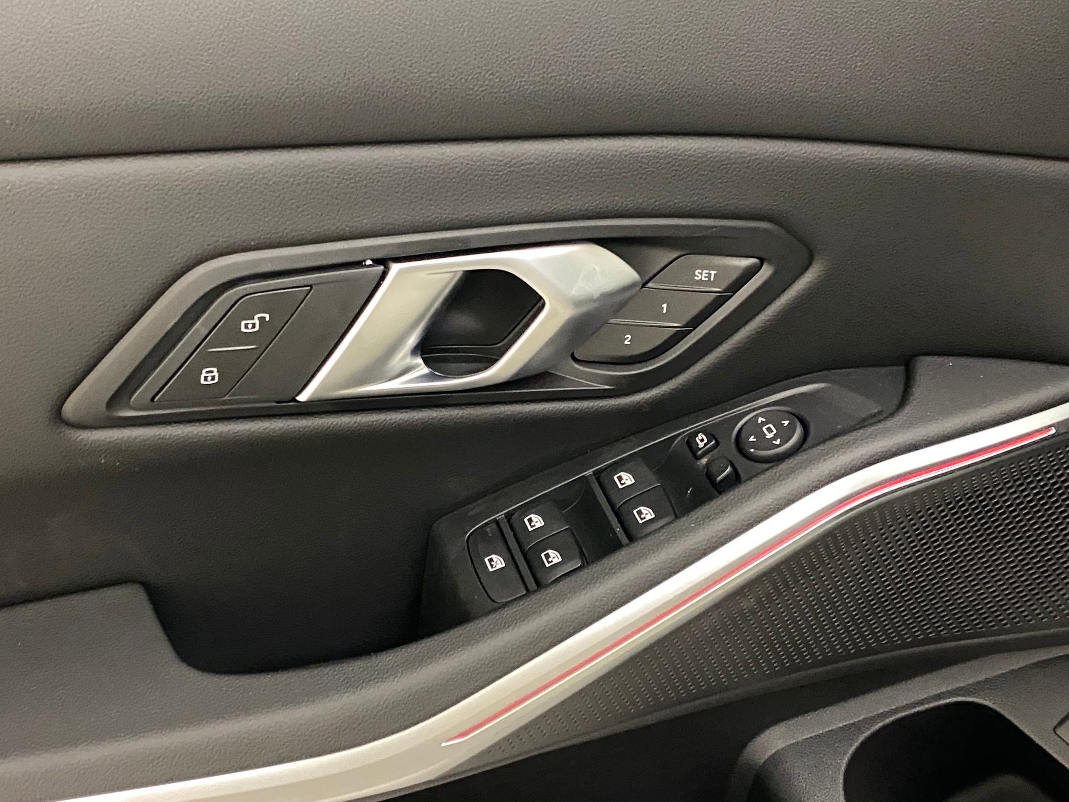 2025 BMW 3 Series 330i - Photo 24