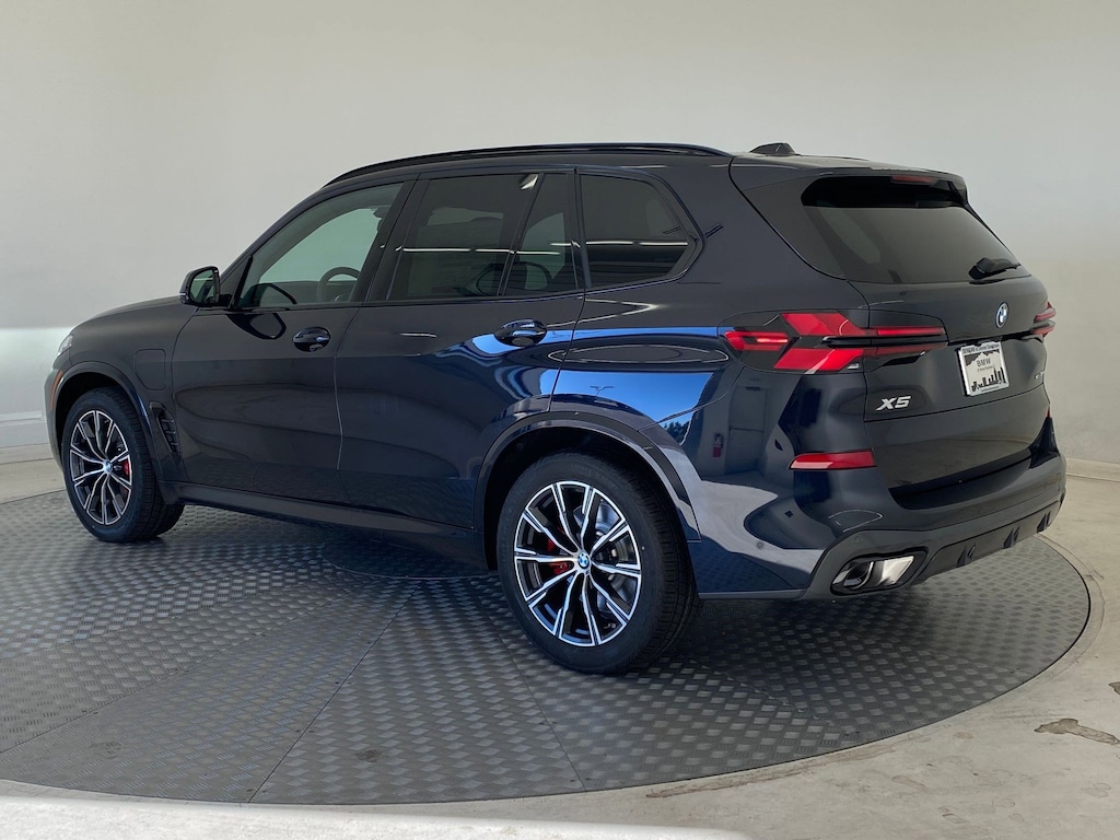 New 2026 BMW X5 PHEV xDrive50e SUV
