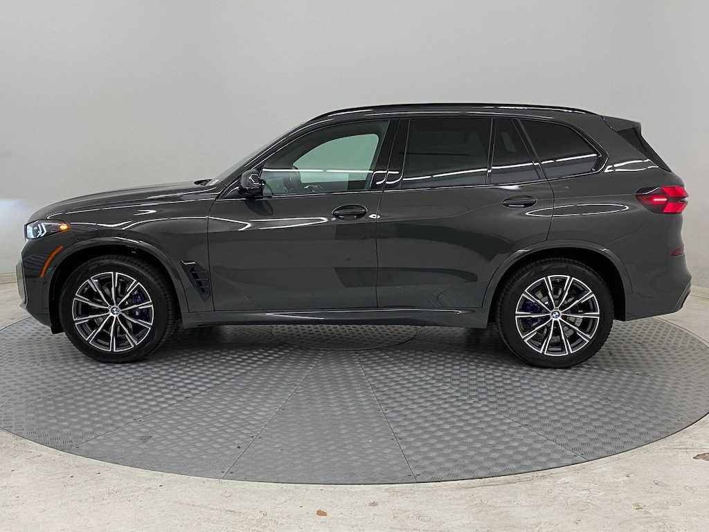 New 2026 BMW X5 xDrive40i SUV
