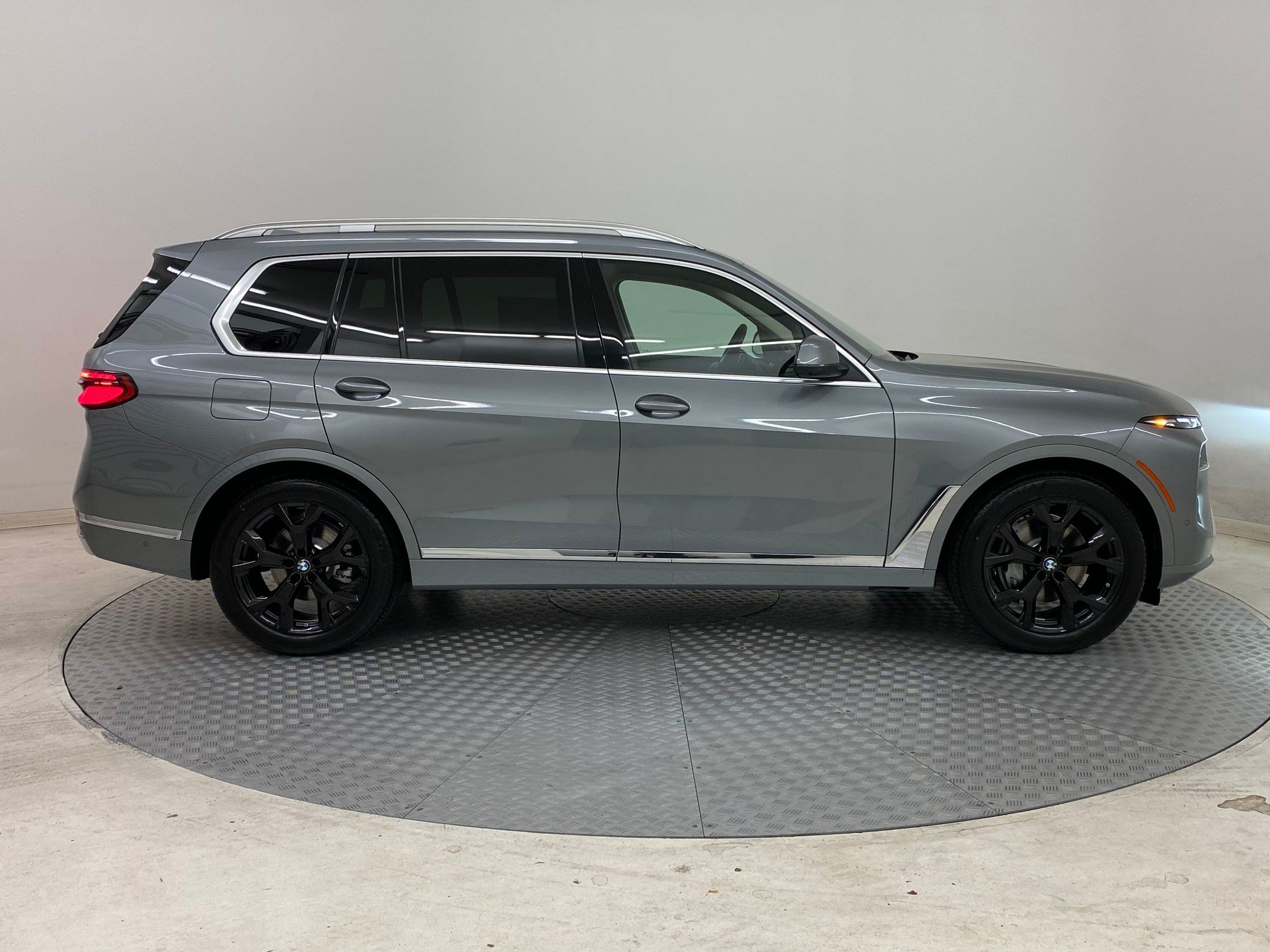 2026 BMW X7 40i - Photo 7