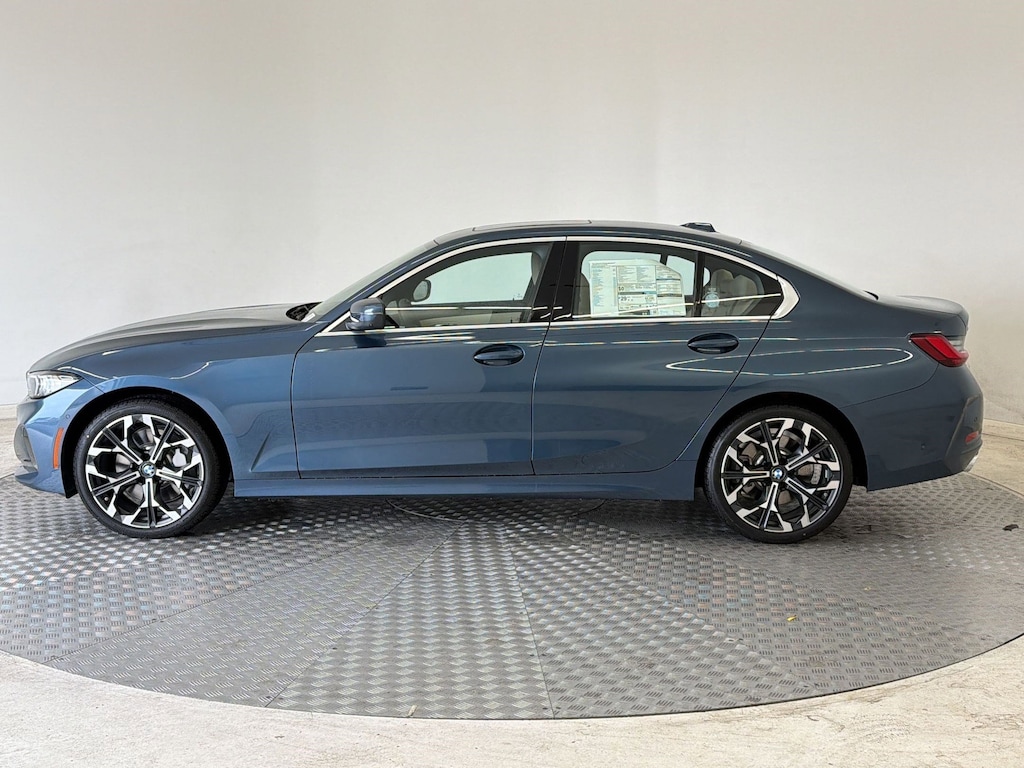 New 2026 BMW 330i xDrive Sedan