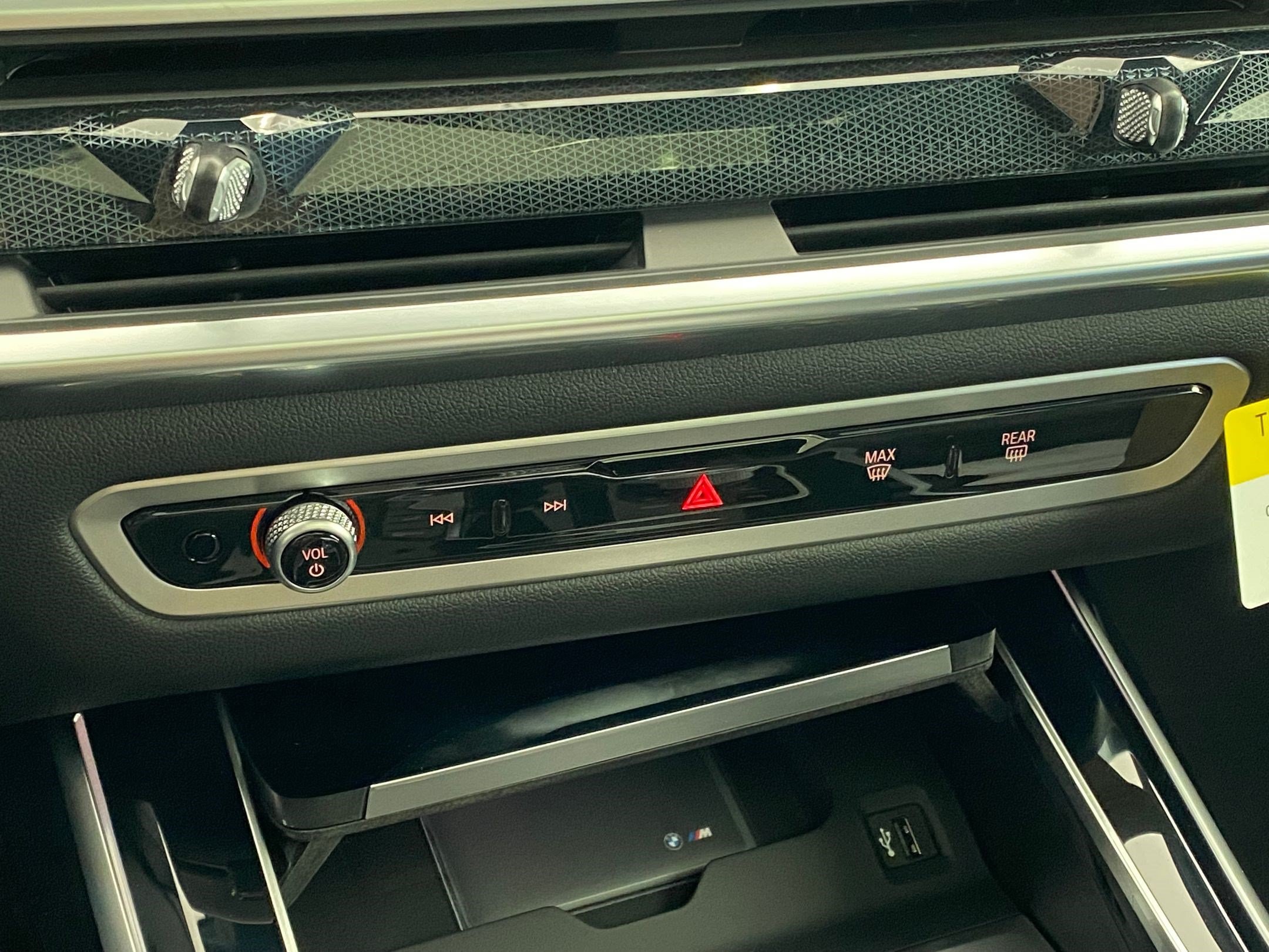 2026 BMW X7 ALPINA XB7 - Photo 28