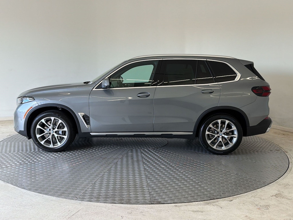 New 2026 BMW X5 xDrive40i SUV