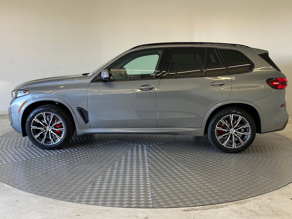 New 2026 BMW X5 xDrive40i SUV