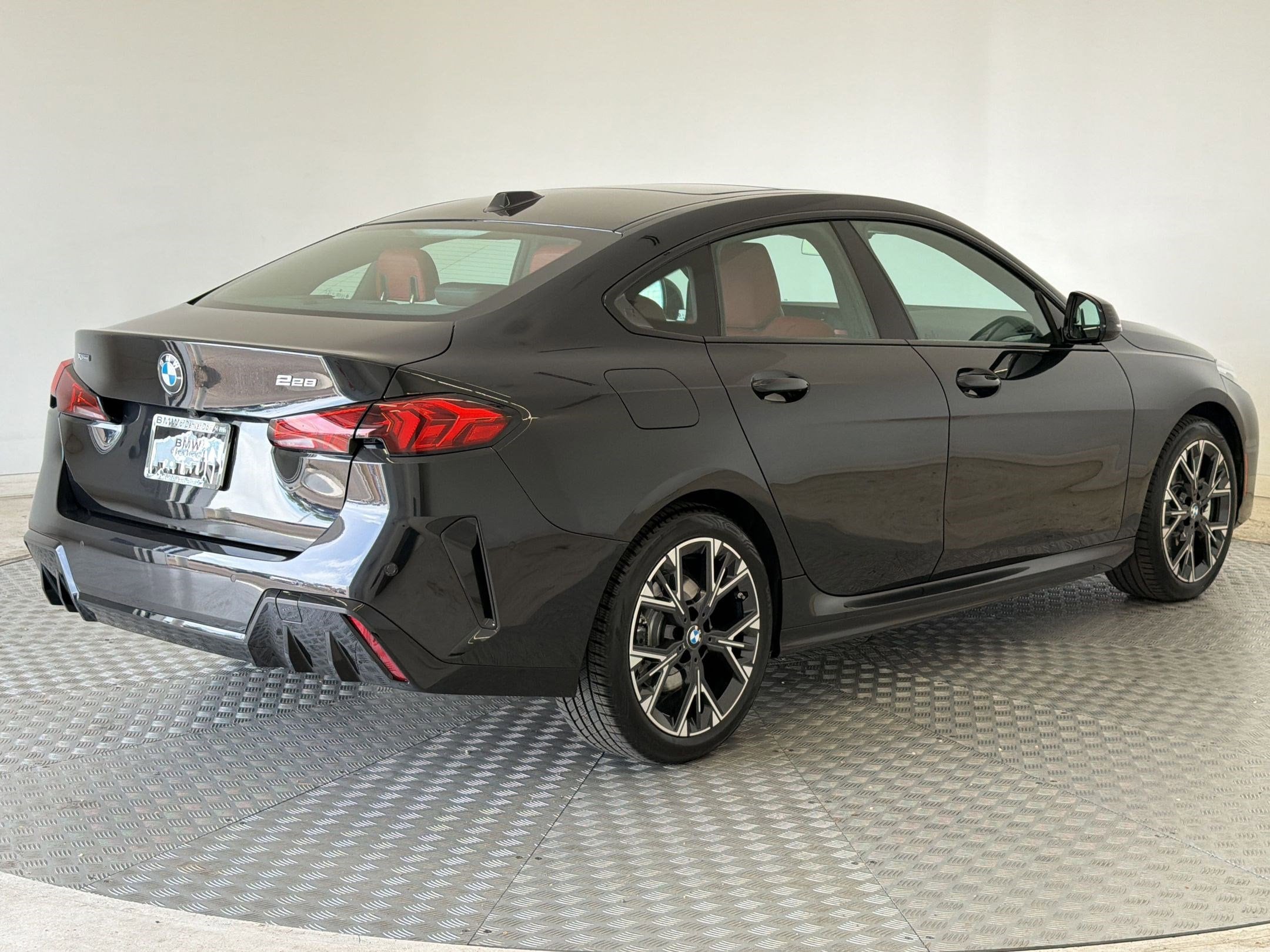 2025 BMW 2 Series 228 - Photo 9