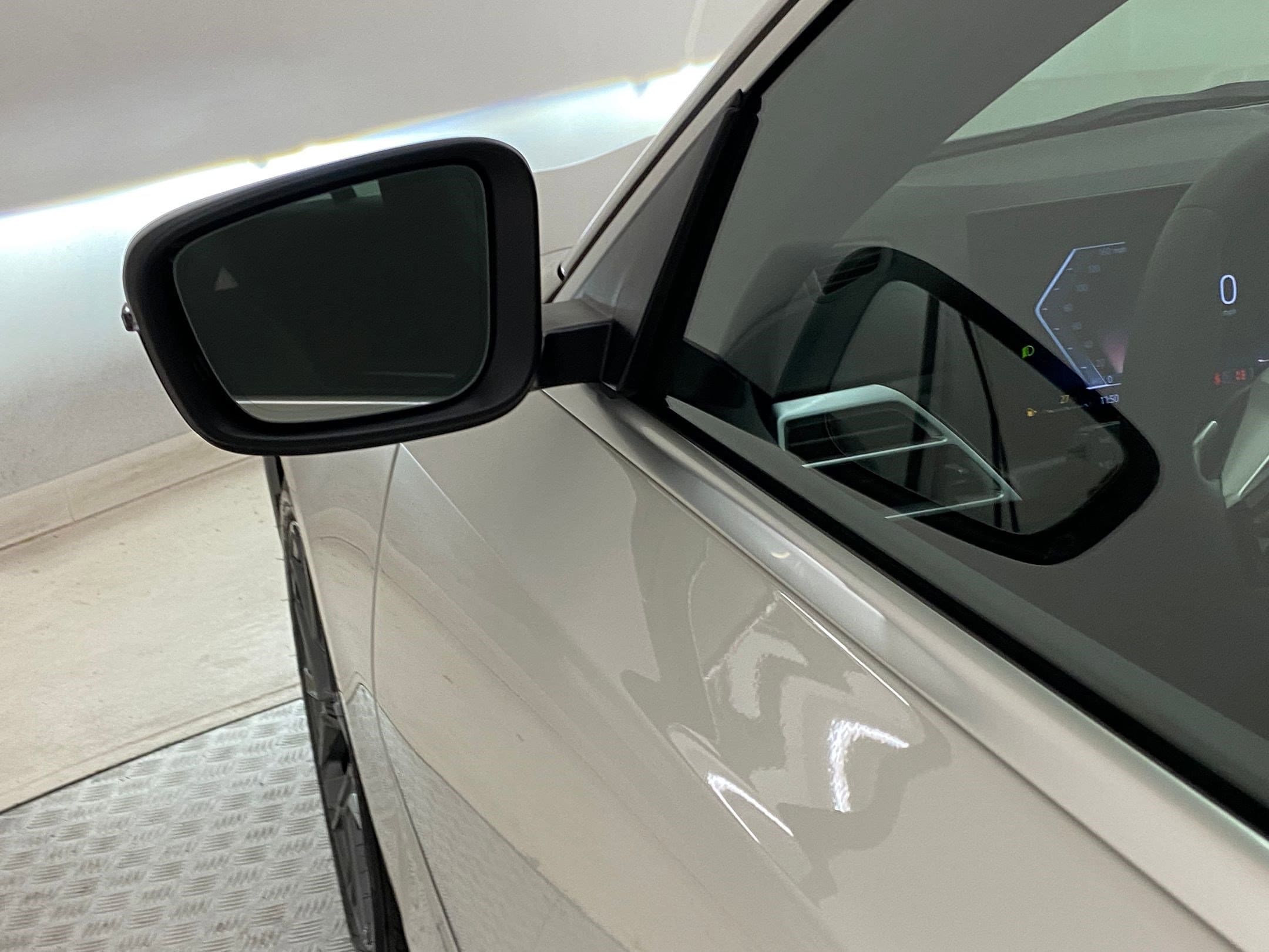 2025 BMW 3 Series 330i - Photo 21