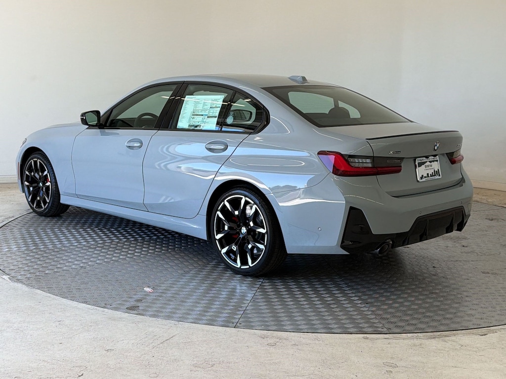 New 2026 BMW 330i xDrive Sedan