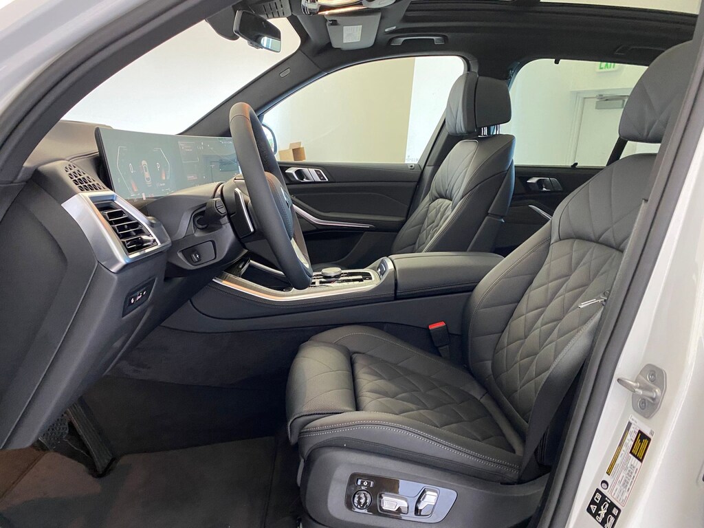 New 2026 BMW X5 xDrive40i SUV