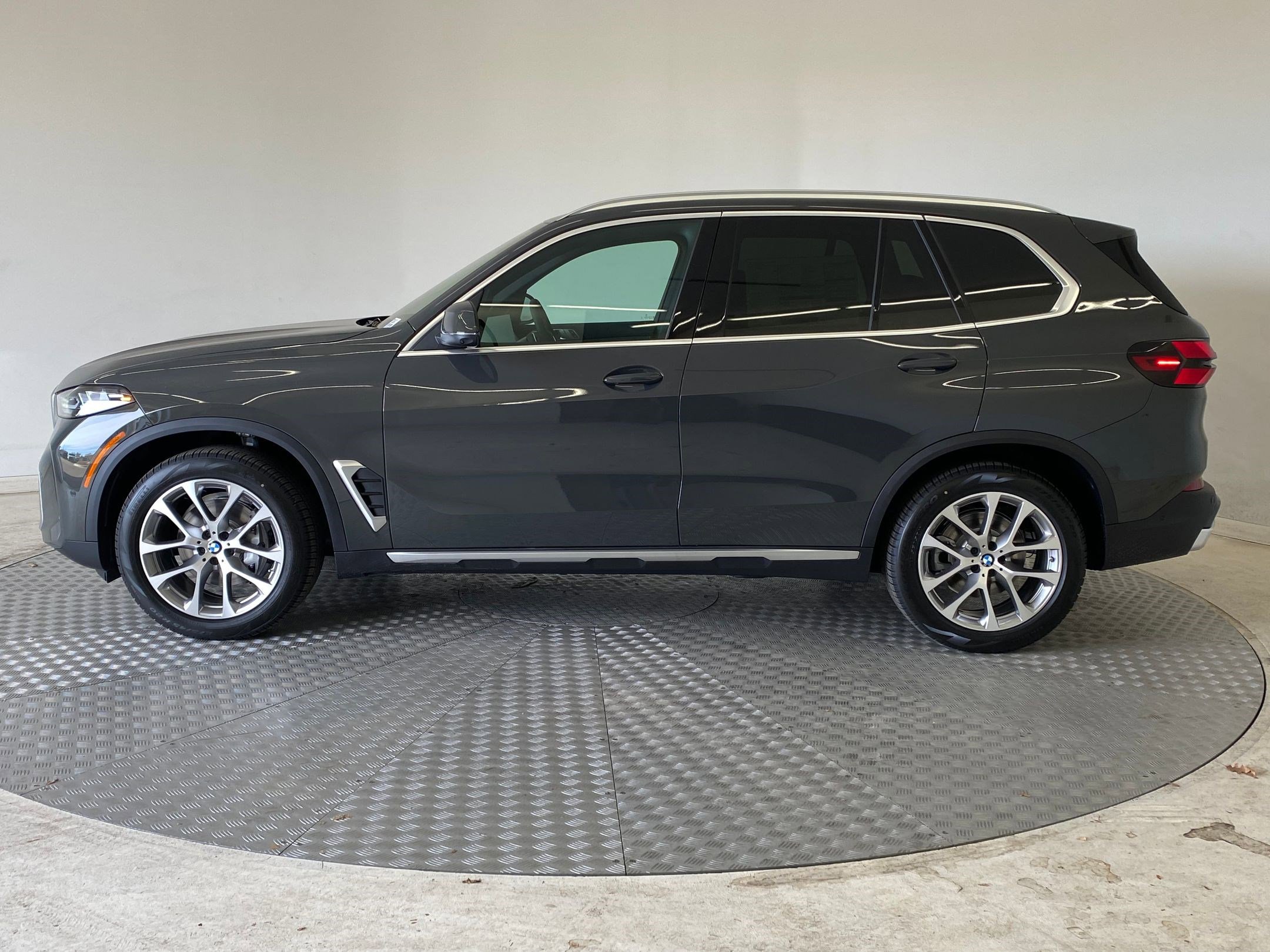 2026 BMW X5 40i