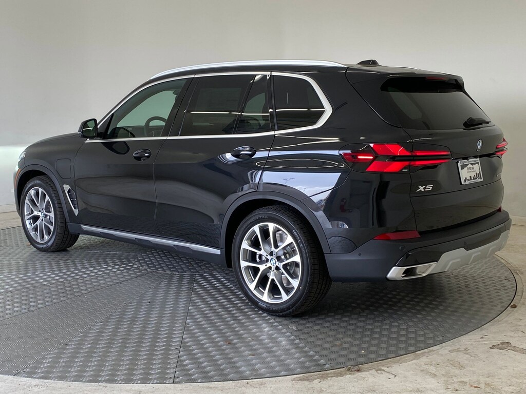 New 2026 BMW X5 PHEV xDrive50e SUV