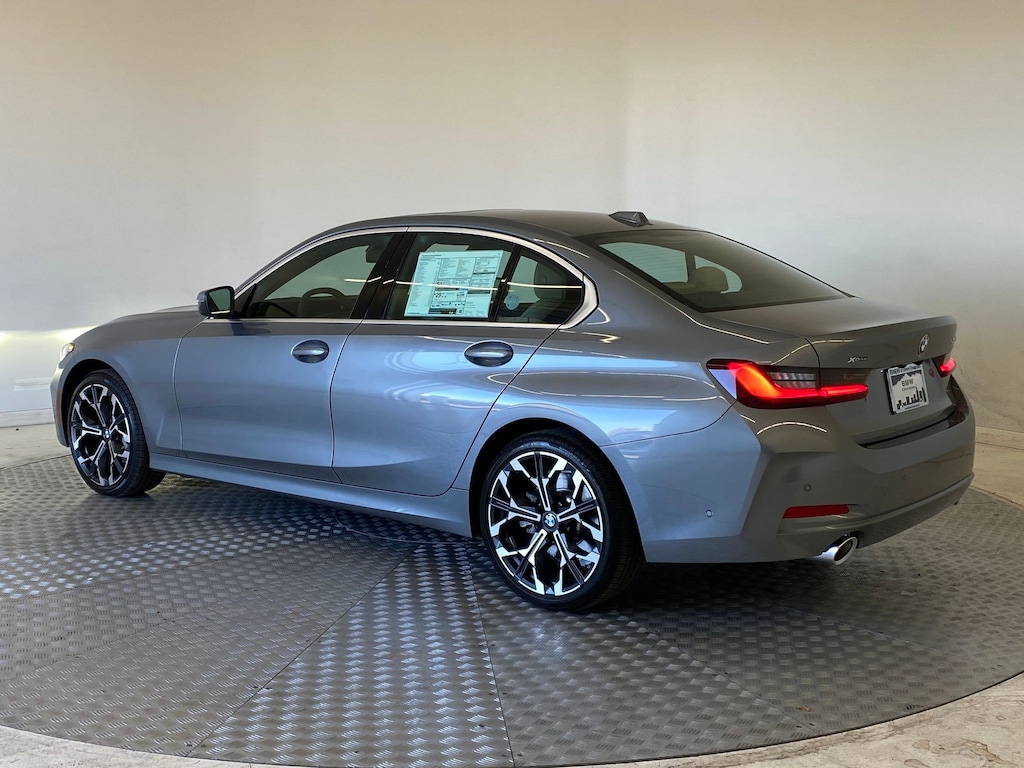 New 2026 BMW 330i xDrive Sedan