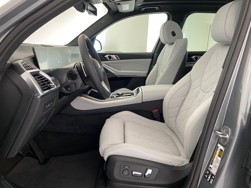 New 2026 BMW X5 xDrive40i SUV