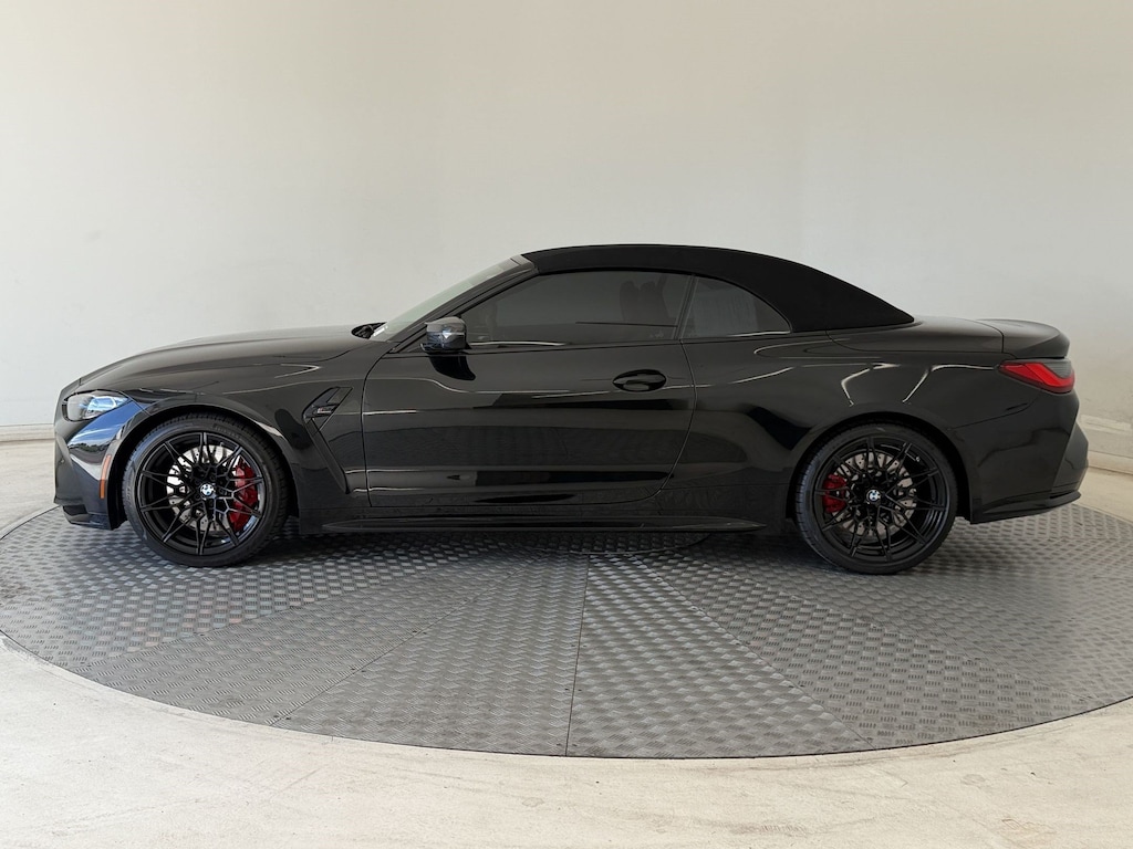 Used 2022 BMW M4 Convertible