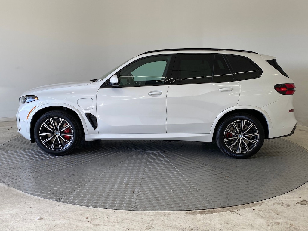 New 2026 BMW X5 PHEV xDrive50e SUV