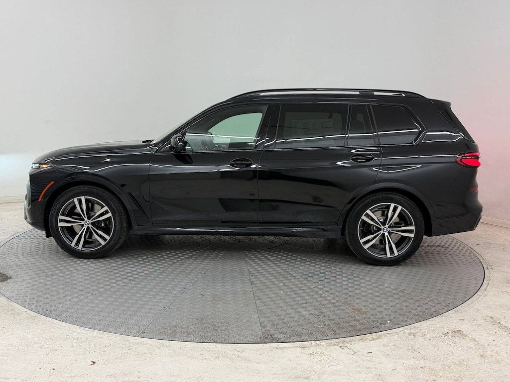 New 2026 BMW X7 xDrive40i SUV