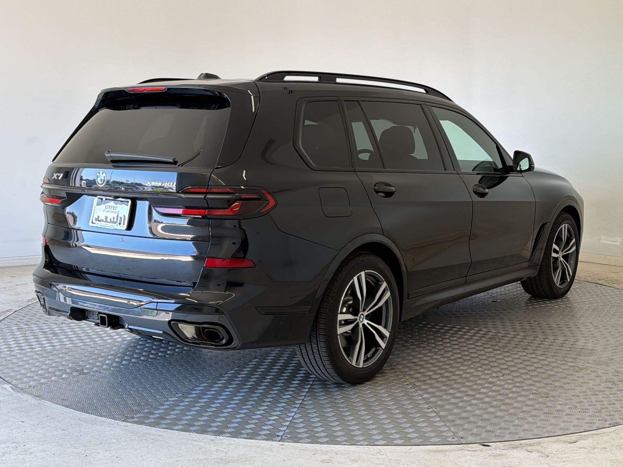 2026 BMW X7 40i - Photo 9