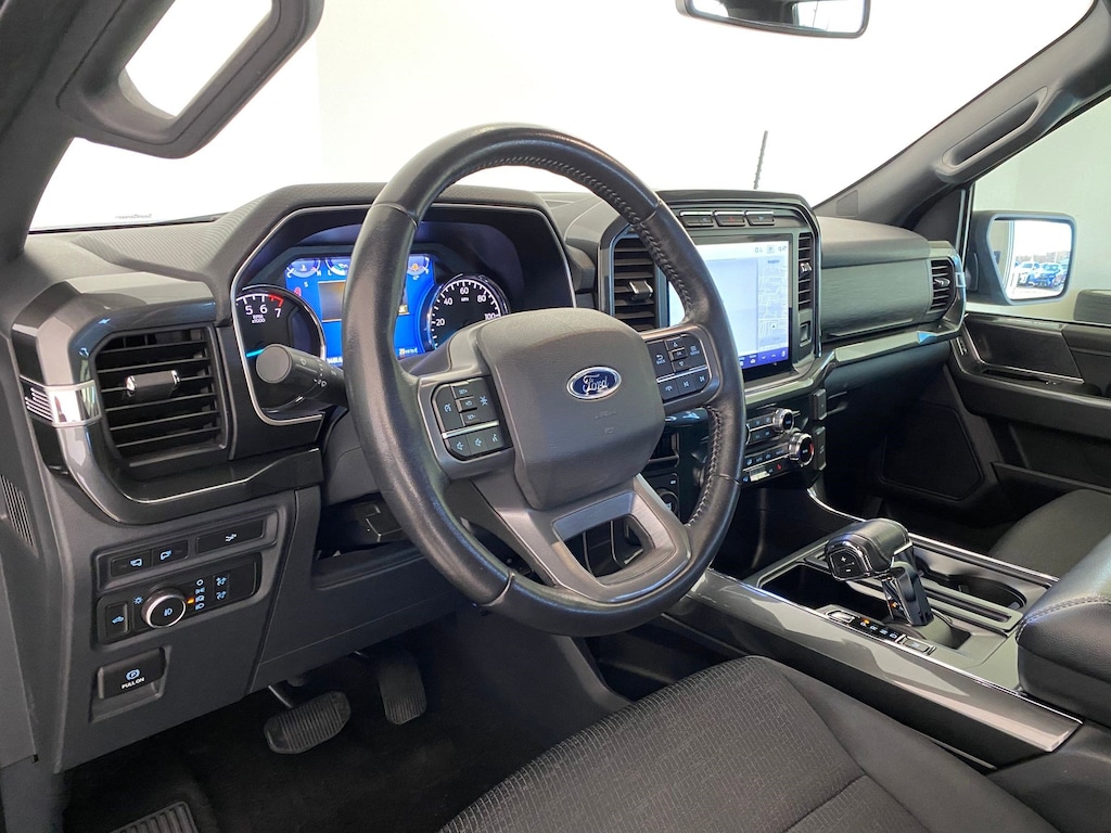 Used 2022 Ford F-150 XLT Truck SuperCrew Cab