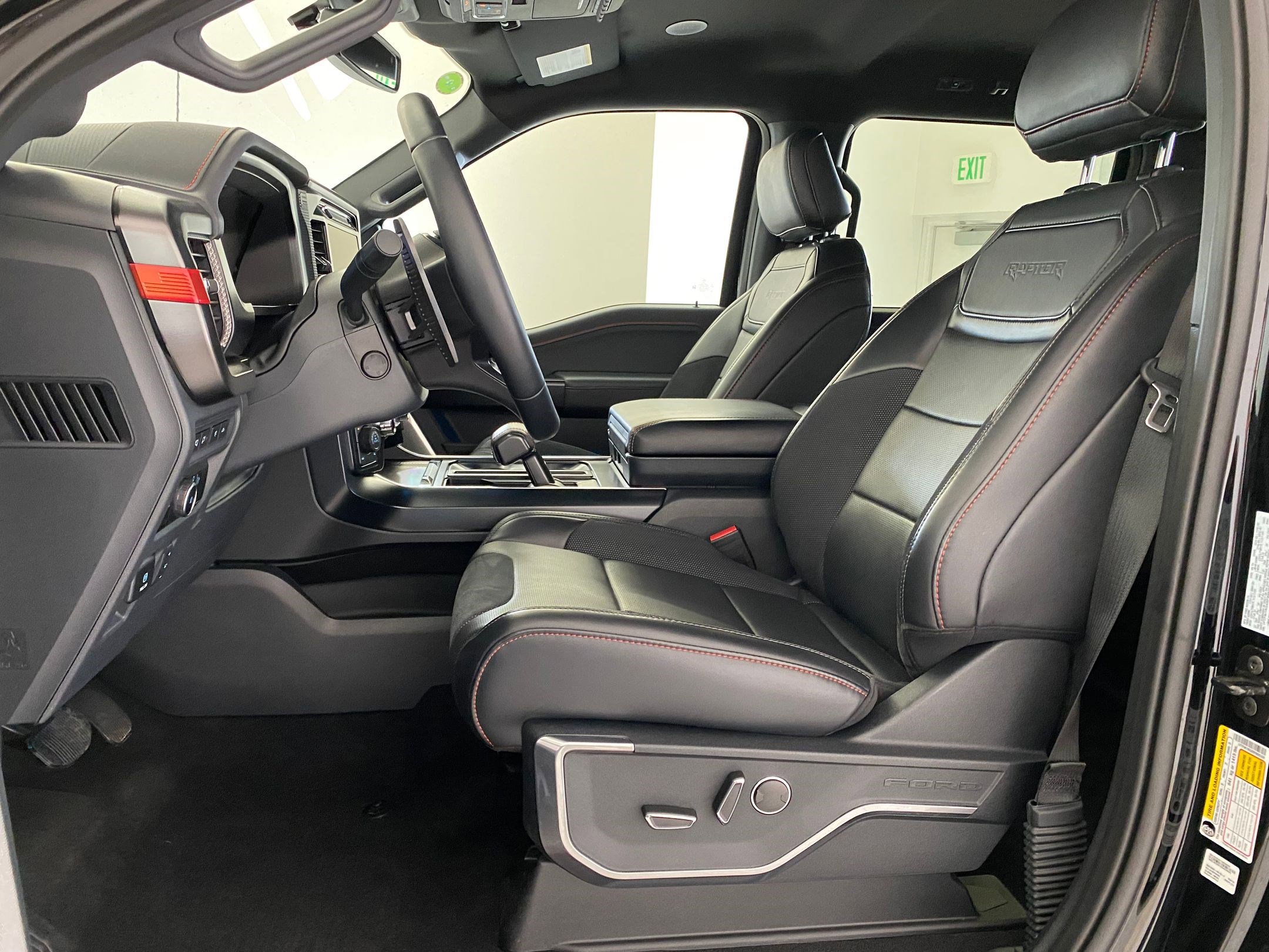 2024 Ford F-150 Raptor photo 4