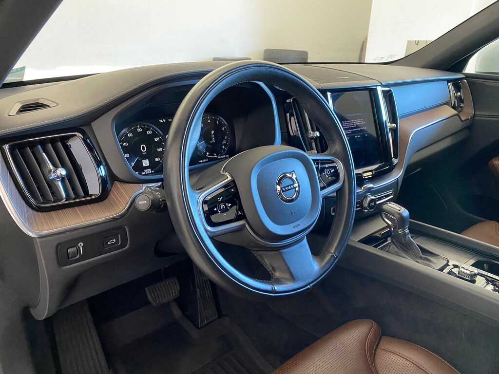 Used 2021 Volvo XC60 Inscription SUV