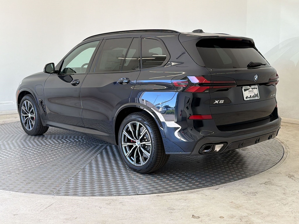 New 2026 BMW X5 PHEV xDrive50e SUV