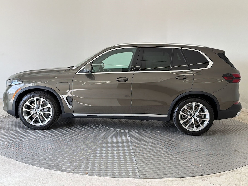 New 2026 BMW X5 PHEV xDrive50e SUV