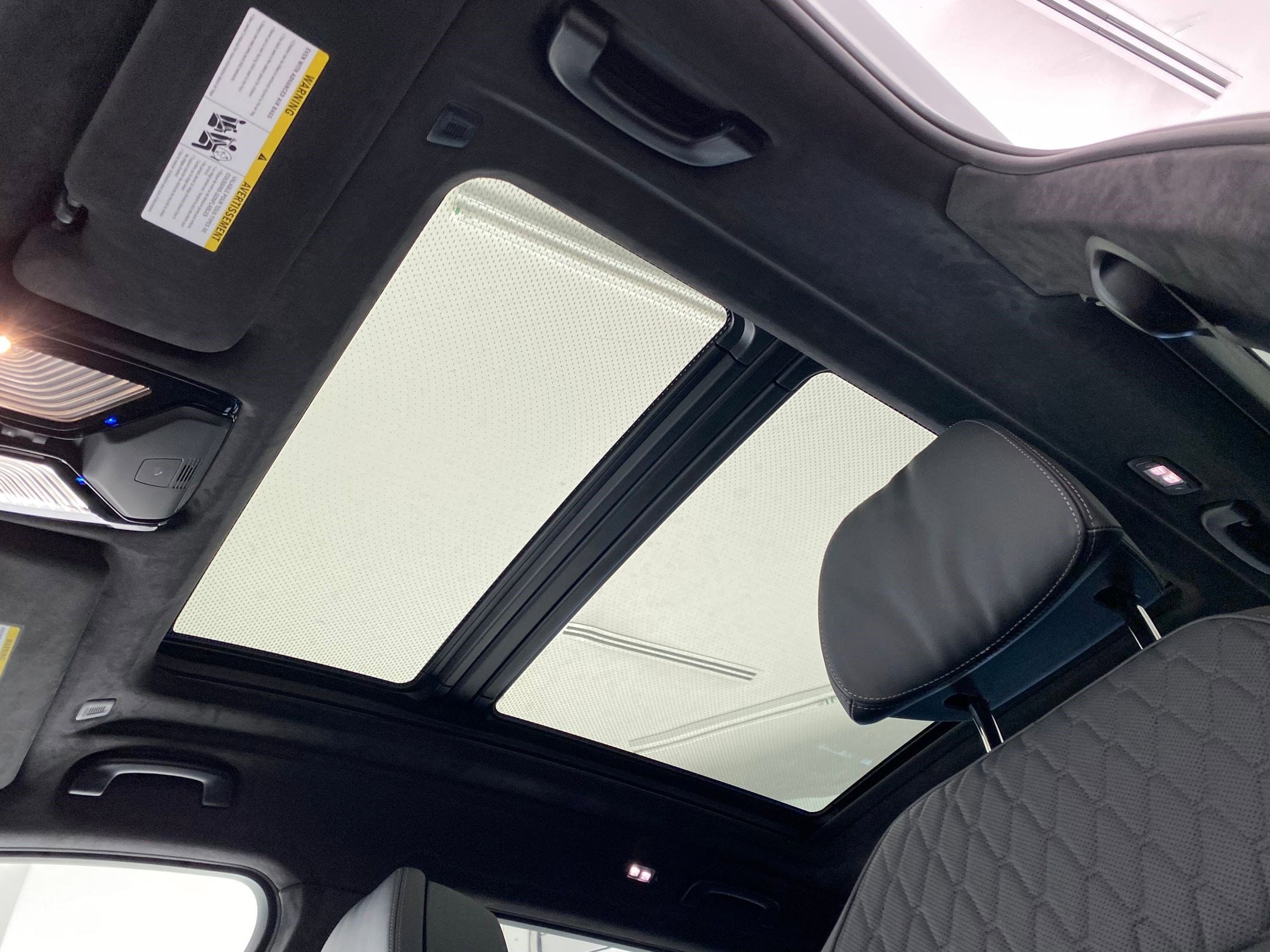 2026 BMW X7 M60i - Photo 15