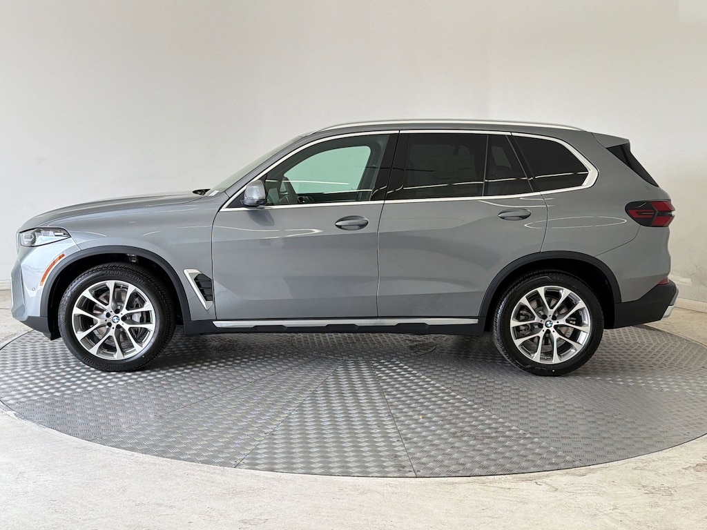 New 2026 BMW X5 xDrive40i SUV