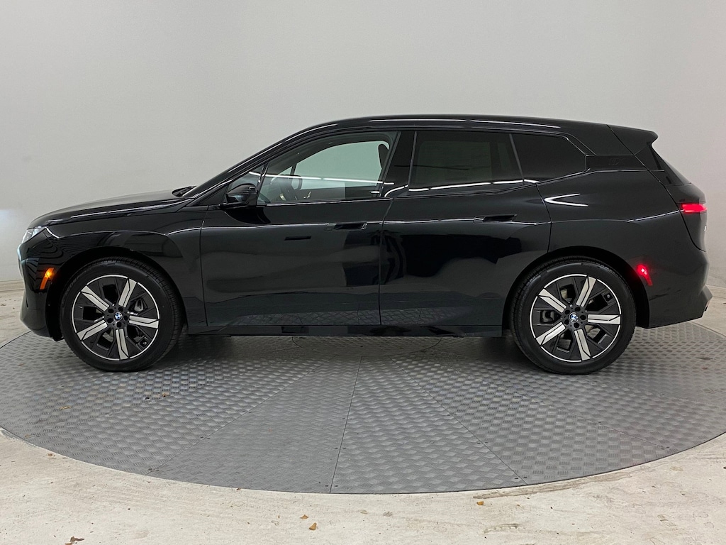 New 2026 BMW iX xDrive45 SUV