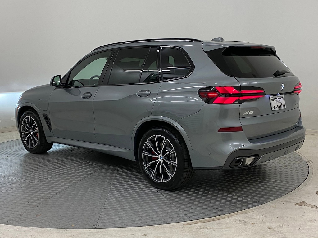 New 2026 BMW X5 PHEV xDrive50e SUV