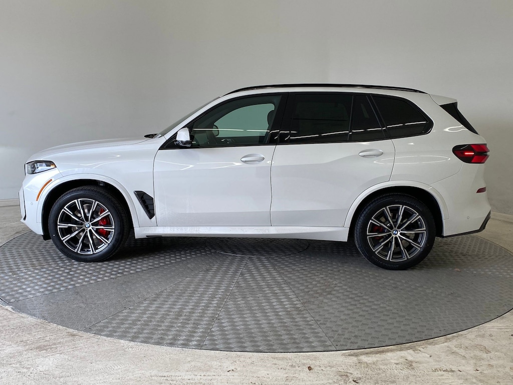 New 2026 BMW X5 xDrive40i SUV