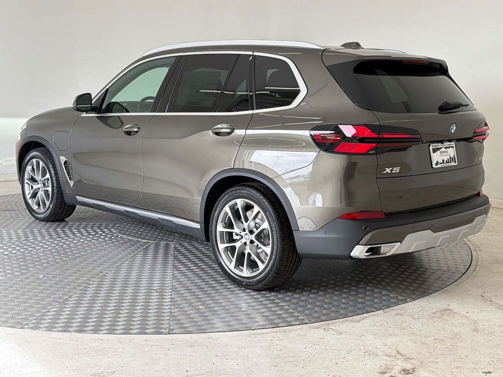 New 2026 BMW X5 PHEV xDrive50e SUV
