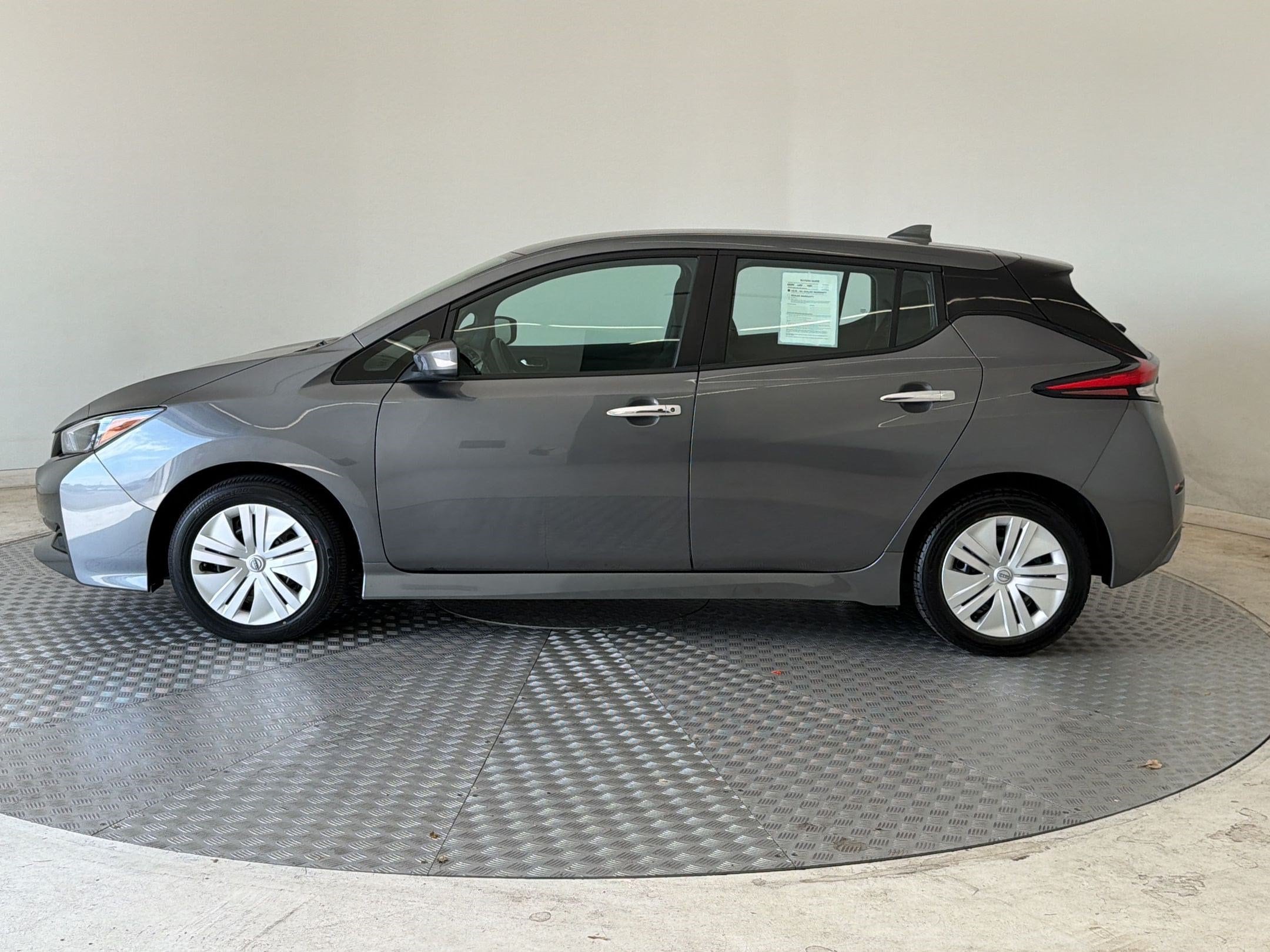 Used 2025 Nissan Leaf S with VIN 1N4AZ1BV7SC562459 for sale in Denver, CO