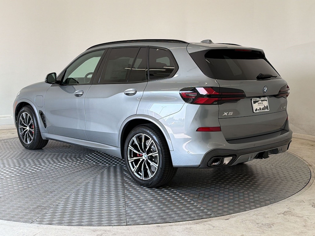 New 2026 BMW X5 PHEV xDrive50e SUV