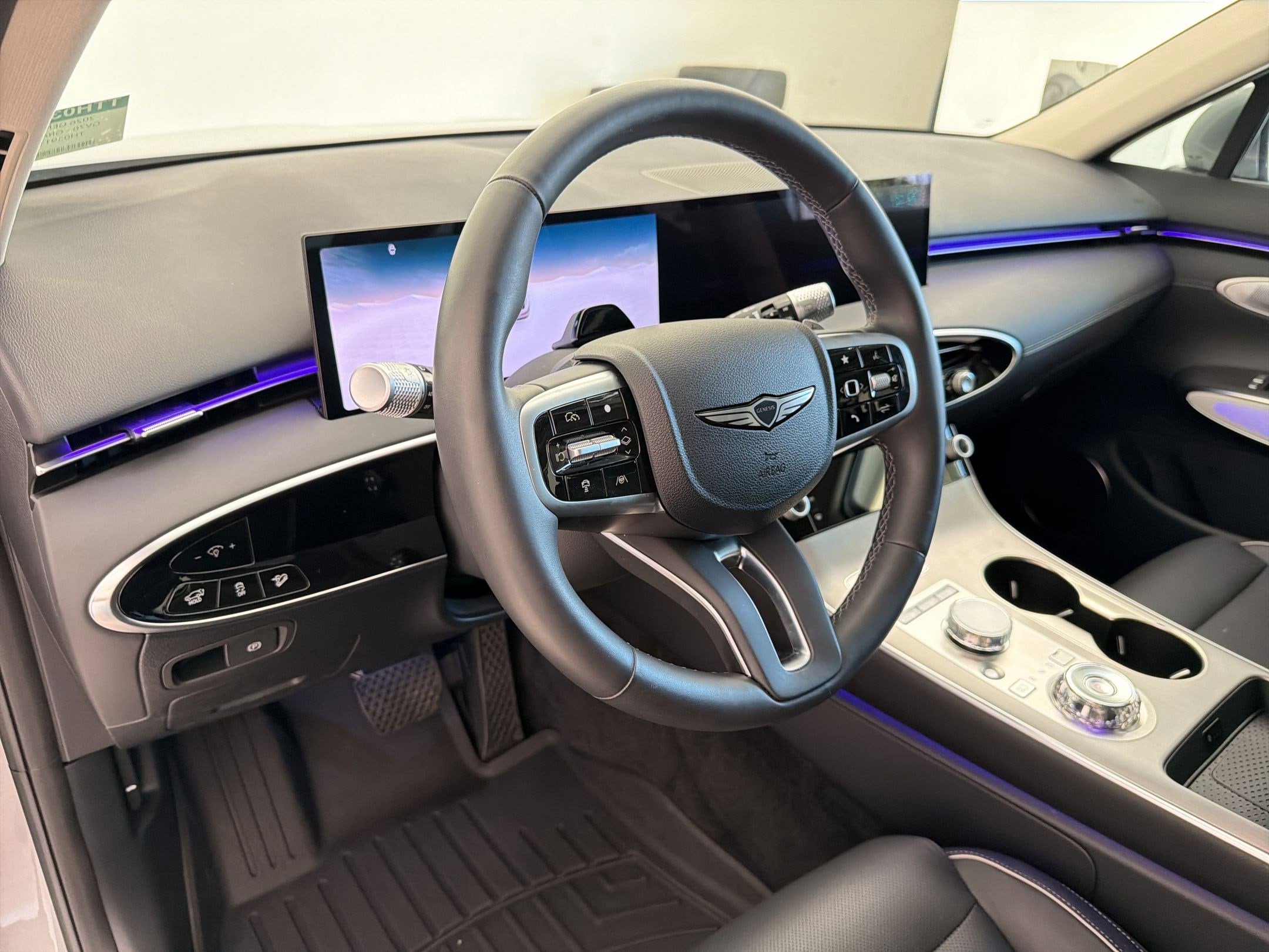 GV70 2.5T Advanced SUV