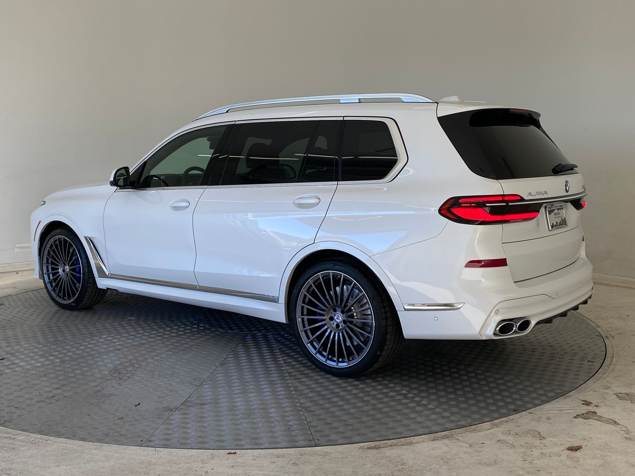 New 2026 BMW ALPINA XB7 SUV