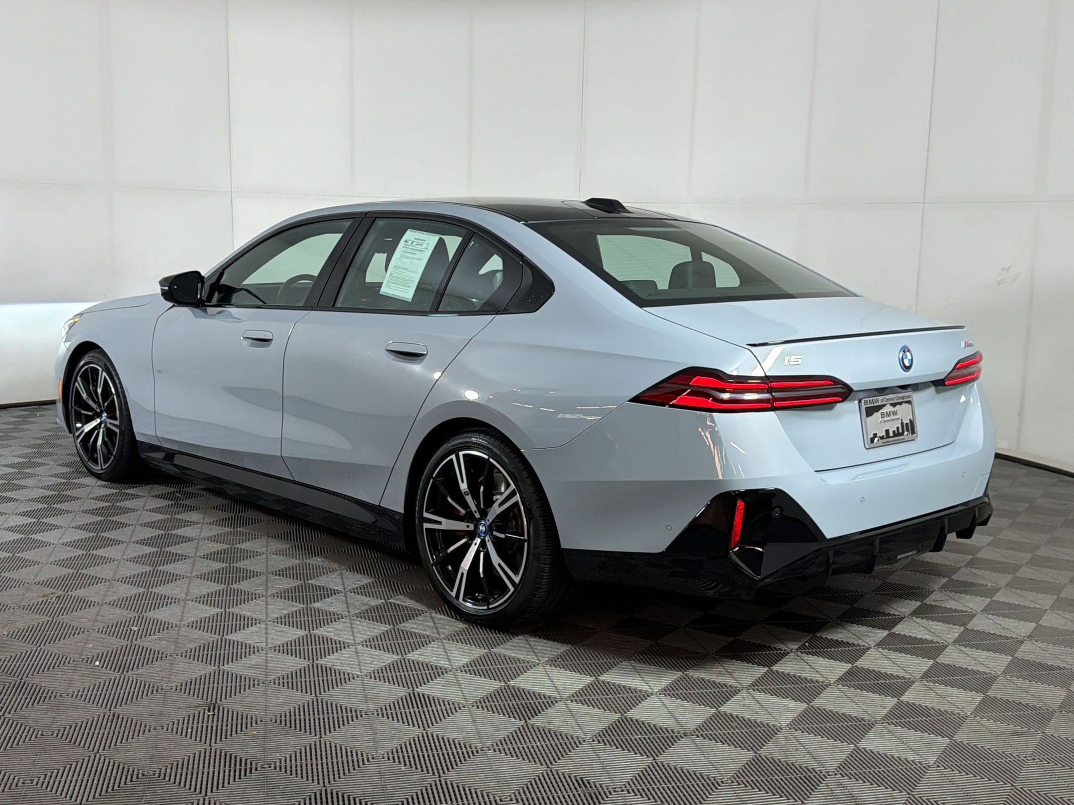 I5 Sedan