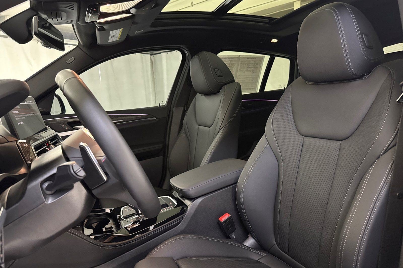 X4 SUV