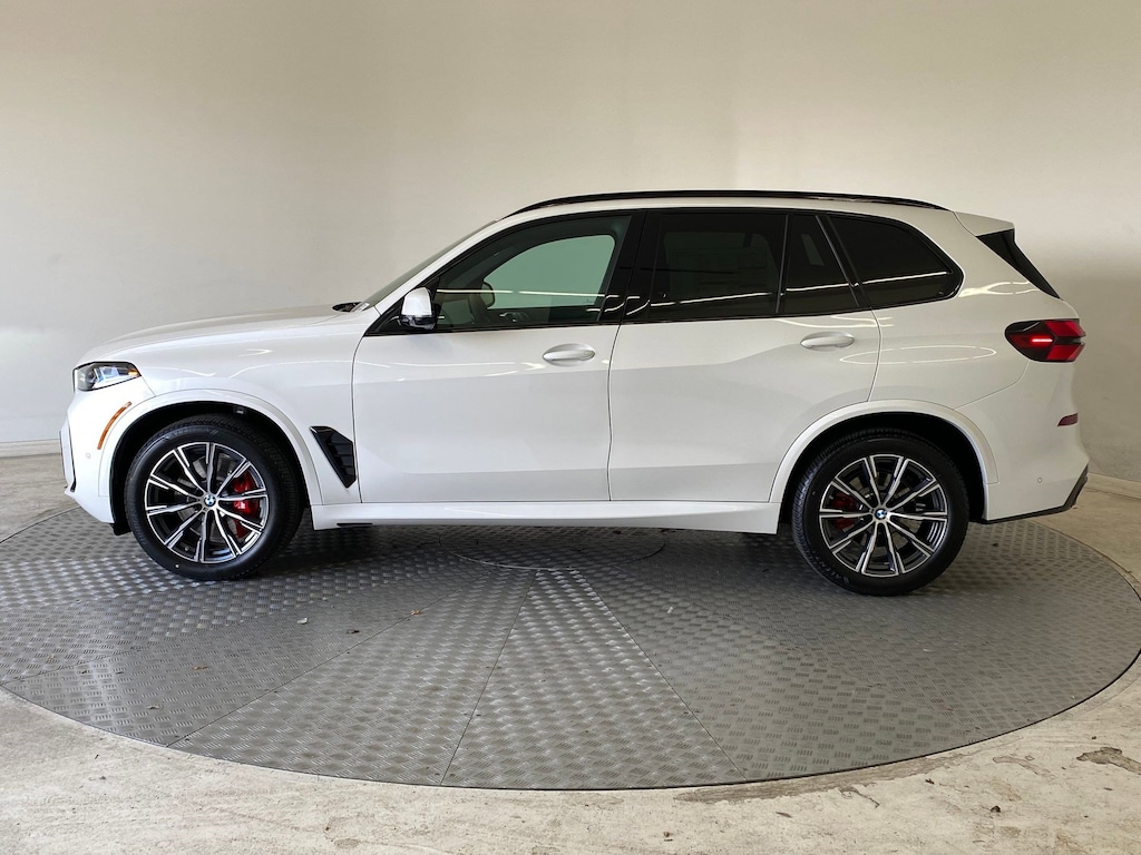New 2026 BMW X5 xDrive40i SUV