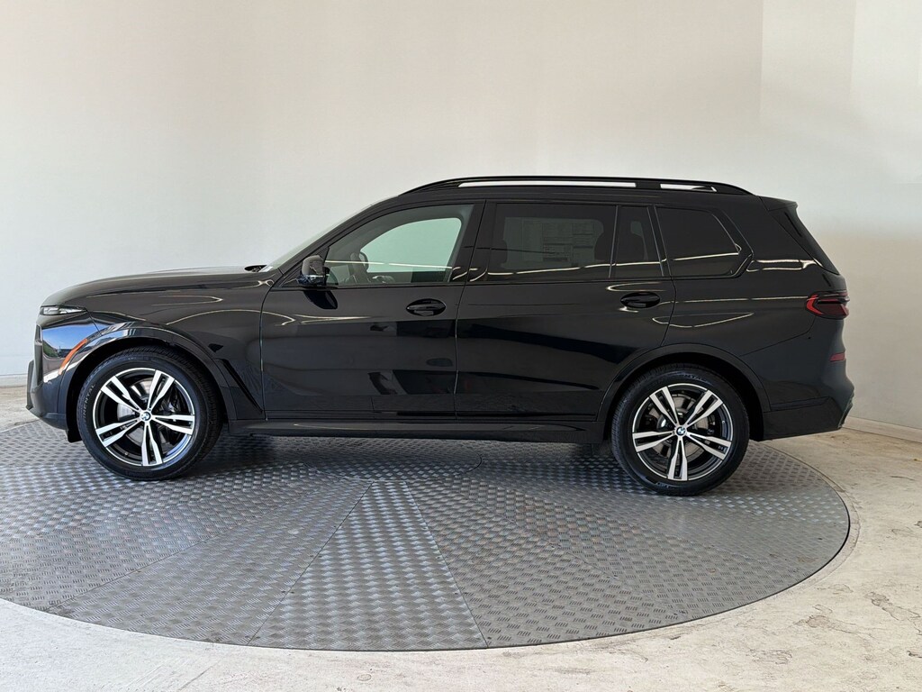 New 2027 BMW X7 xDrive40i SUV