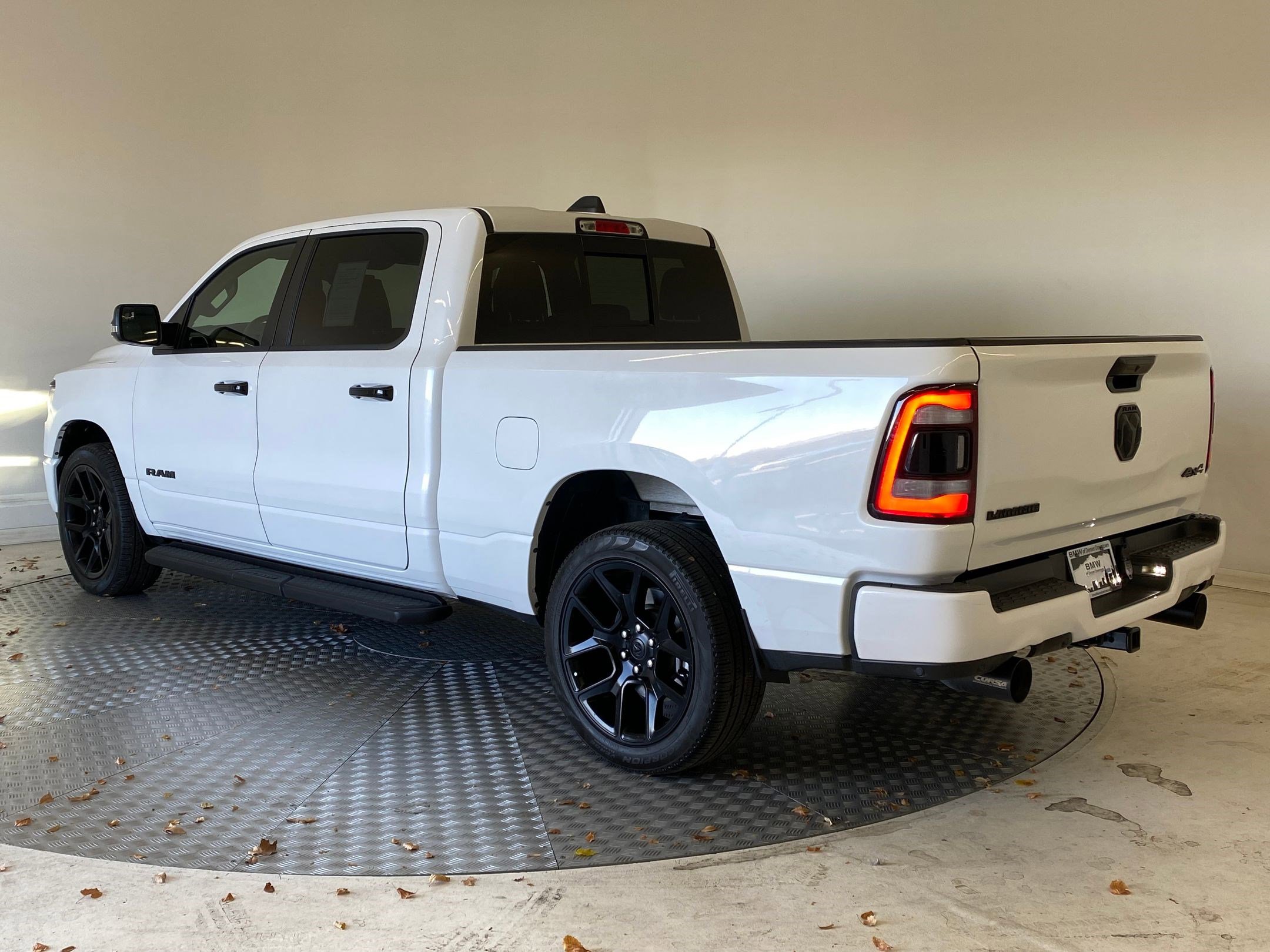 2024 Ram 1500 Laramie photo 3