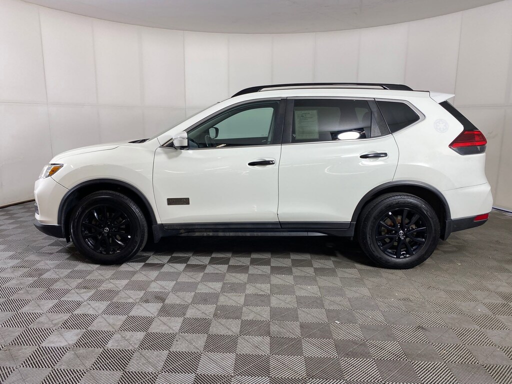 Used 2017 Nissan Rogue SV SUV