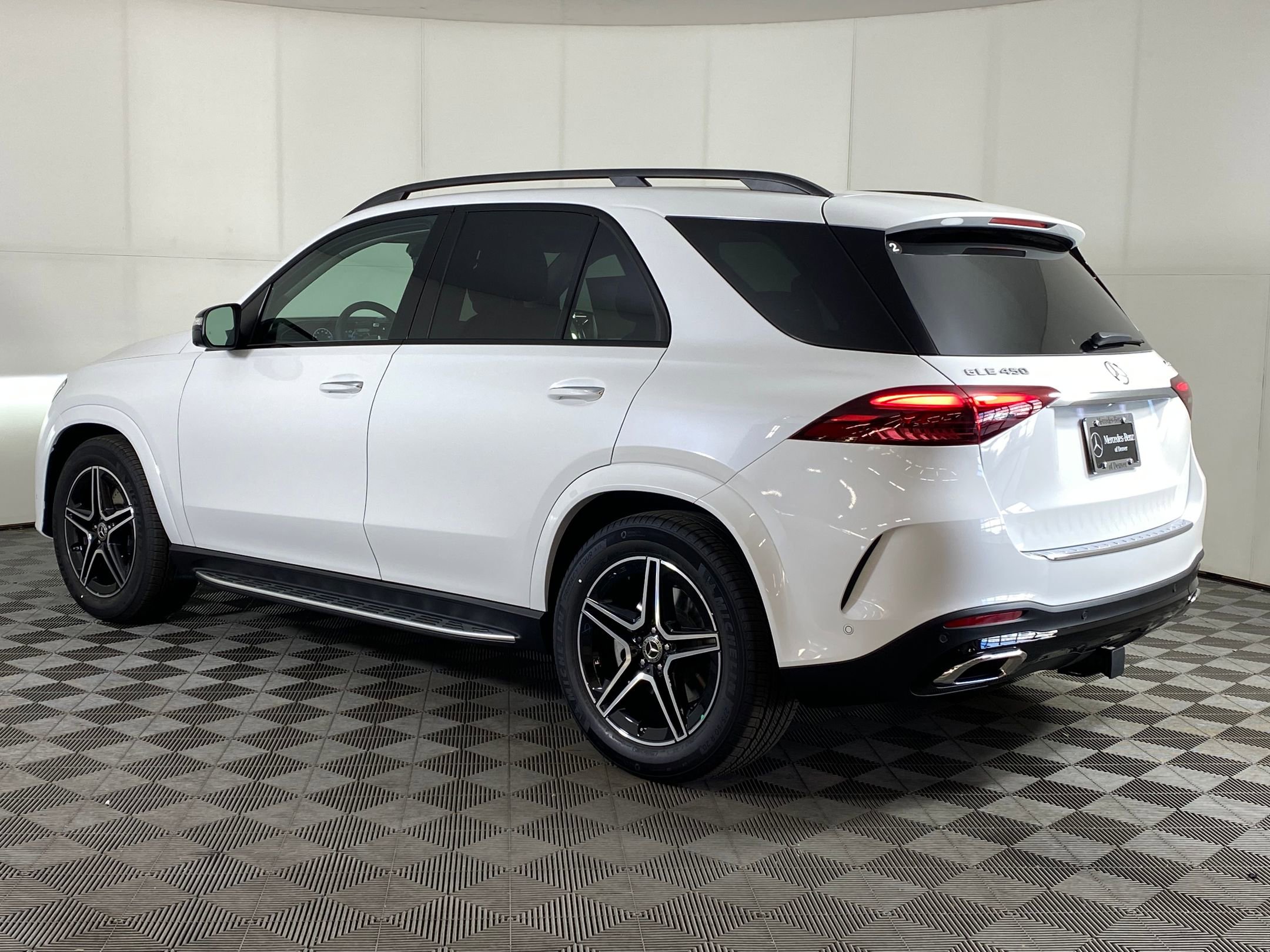 2026 Mercedes Benz GLE 450 4MATIC photo 2