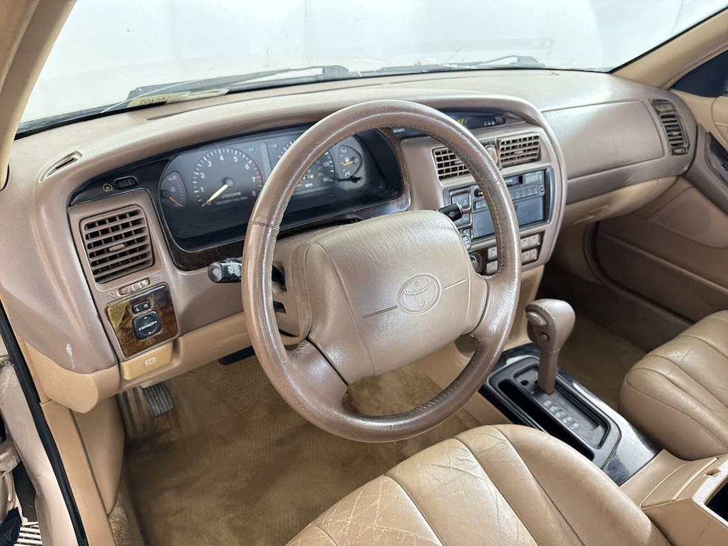 Used 1996 Toyota Avalon RS 1.6L 4dr Car