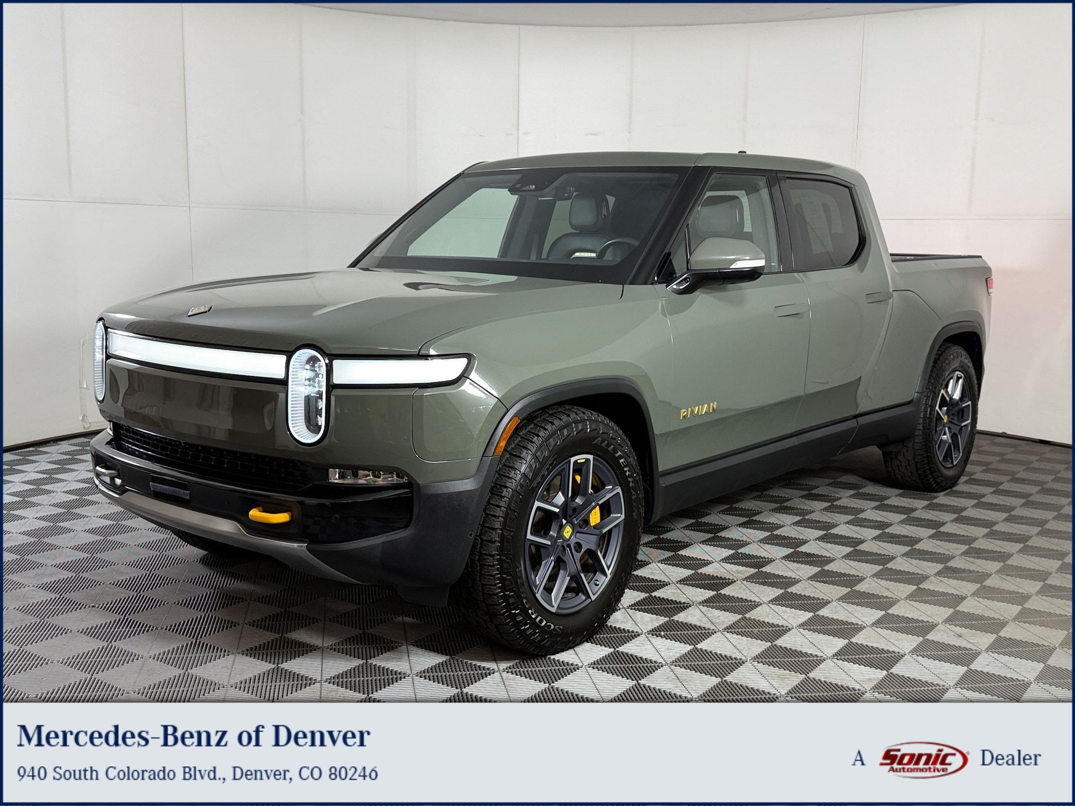 2022 Rivian R1T