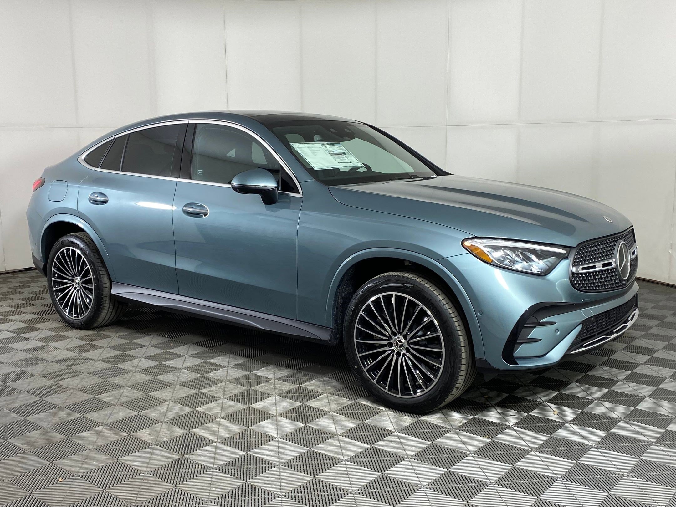 2026 Mercedes-Benz GLC Coupe GLC 300 - Photo 7