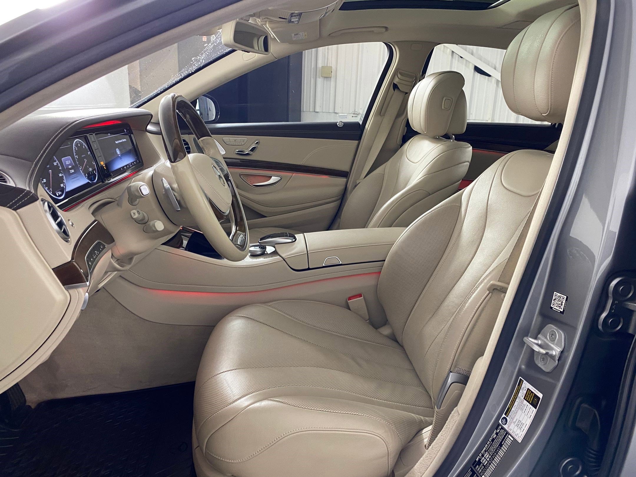 2015 Mercedes Benz S 550 photo 4