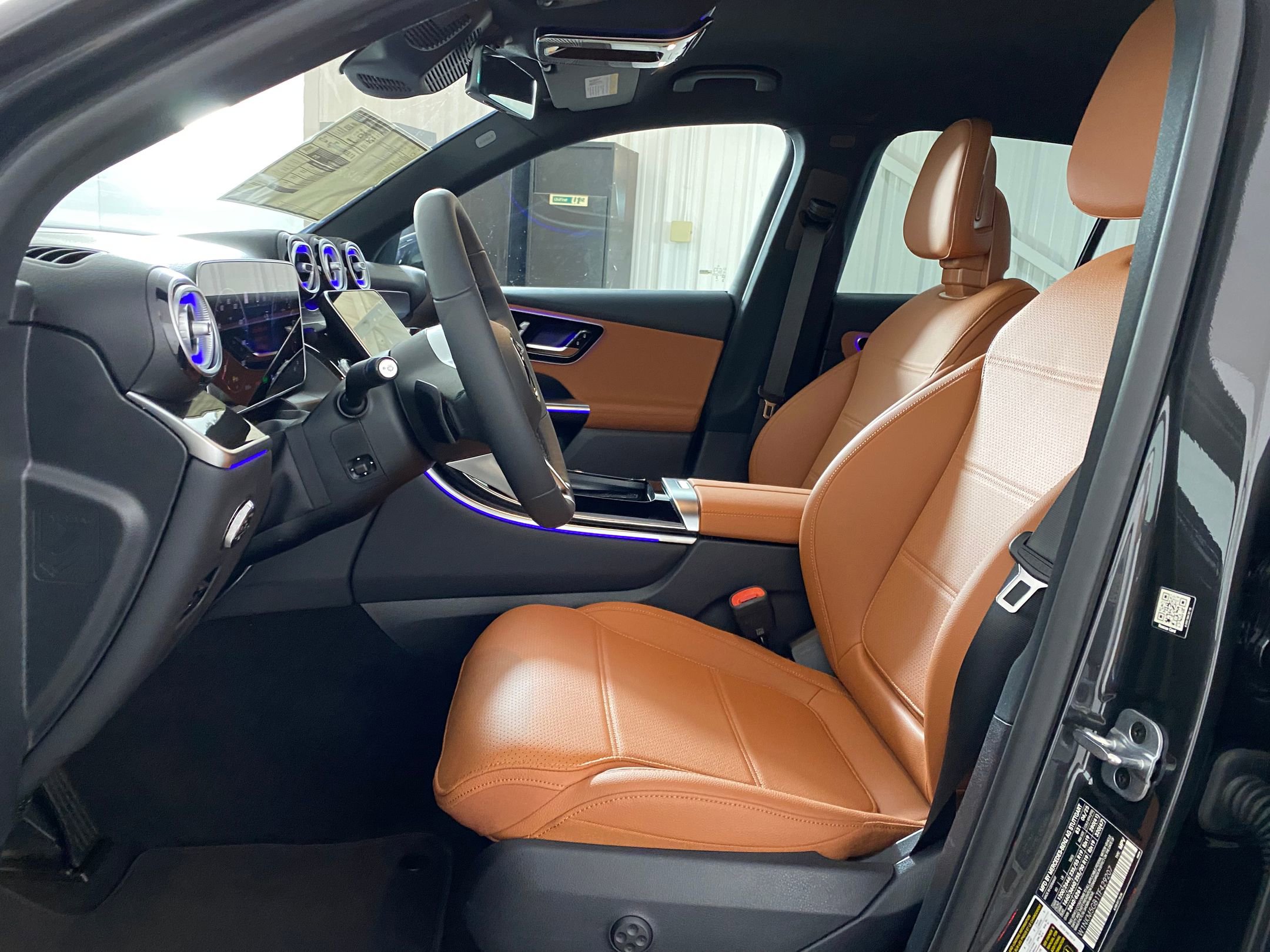 2026 Mercedes Benz GLC 350e 4MATIC photo 3